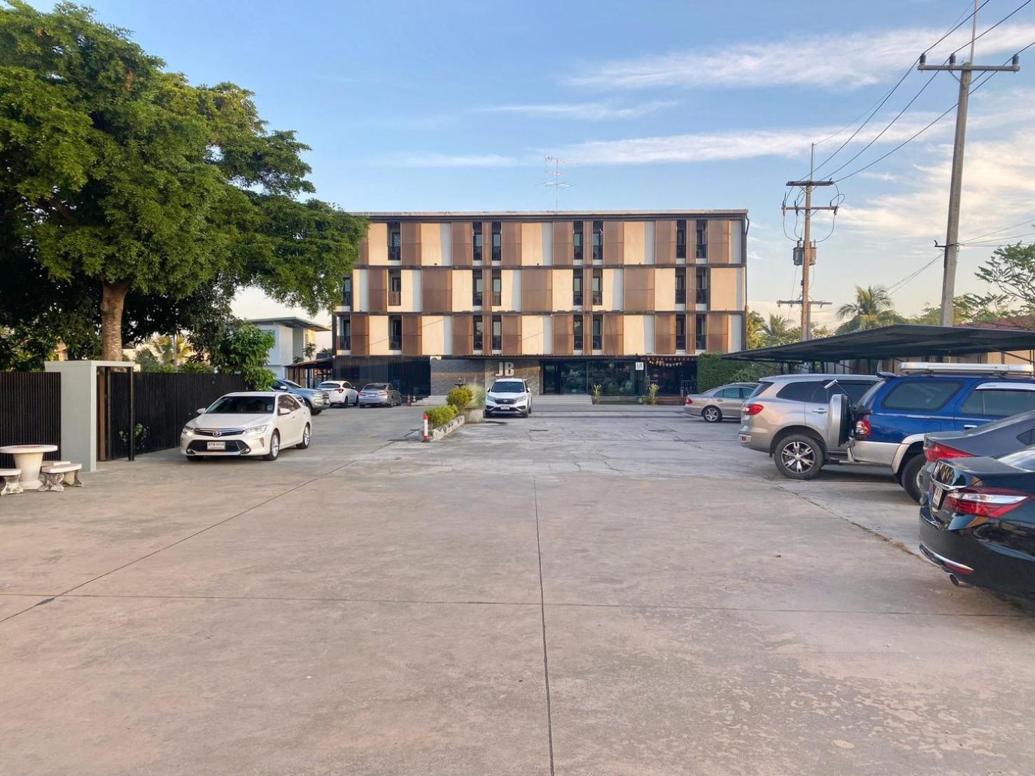 Jb Place Nakhon Pathom Exterior photo